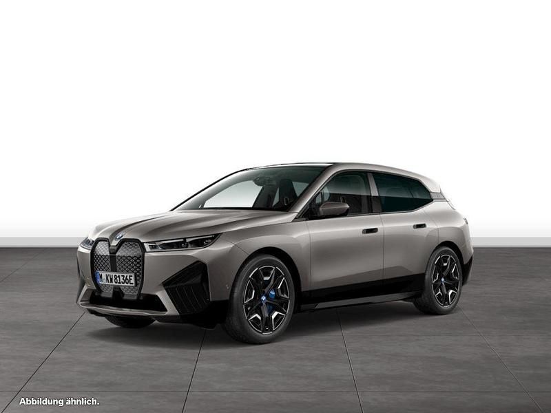 Oxidgrau metallic Gebraucht 2025 BMW iX SUV | 86.104 € - Bild 1/4