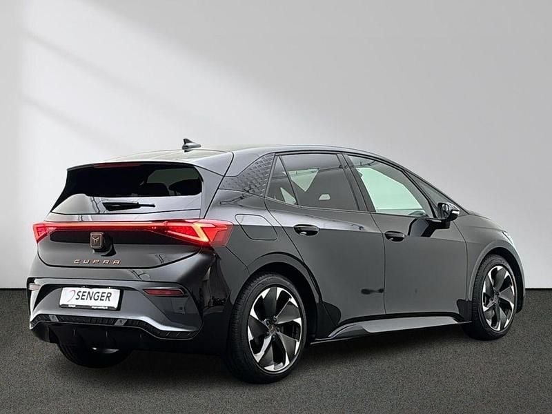 Nowe Cupra Born 169 kW (231 KM) 2026 Czarny Hatchback