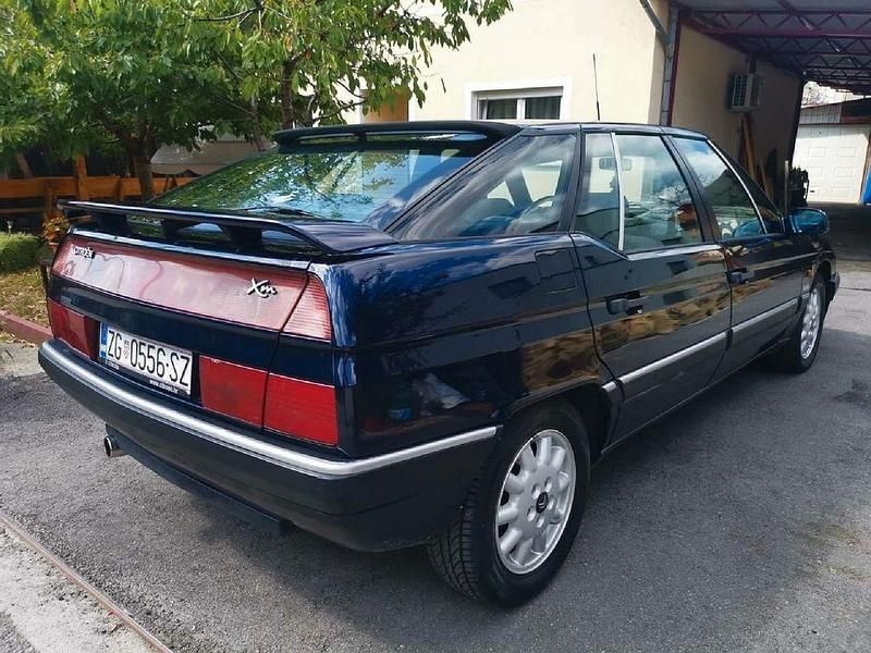 Gebraucht Citroën XM Exclusive 132 PS (97 kW) 1994 Blau Limousine
