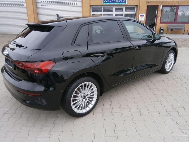 Gebraucht Audi A3 Sportback Advanced 150 PS (110 kW) 2023 Schwarz Kleinwagen