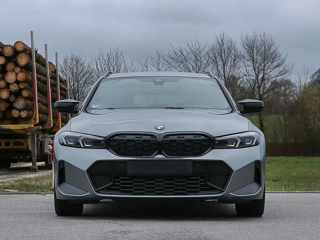 Gebraucht BMW M340 Performance 340 PS (250 kW) 2025 Grau Limousine