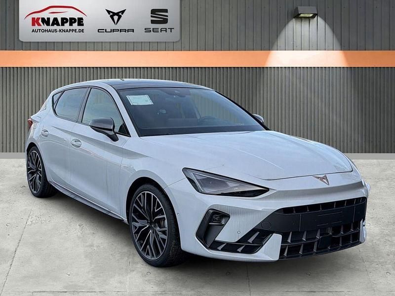 Neu Cupra Leon 150 PS (110 kW) 2025 Weiß Limousine