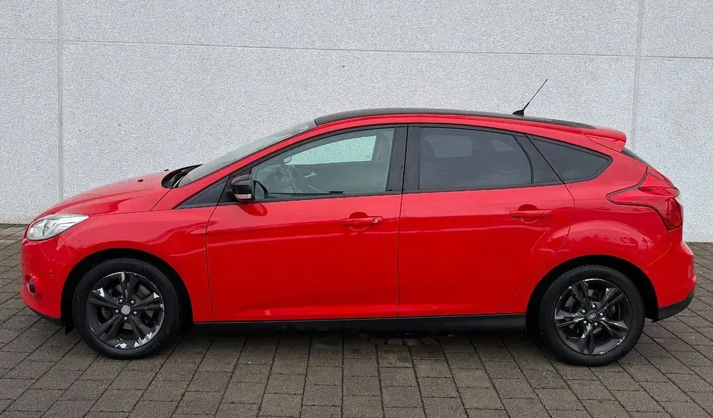 Occasion Ford Focus 125 ch (91 kW) 2013 Rouge Berline