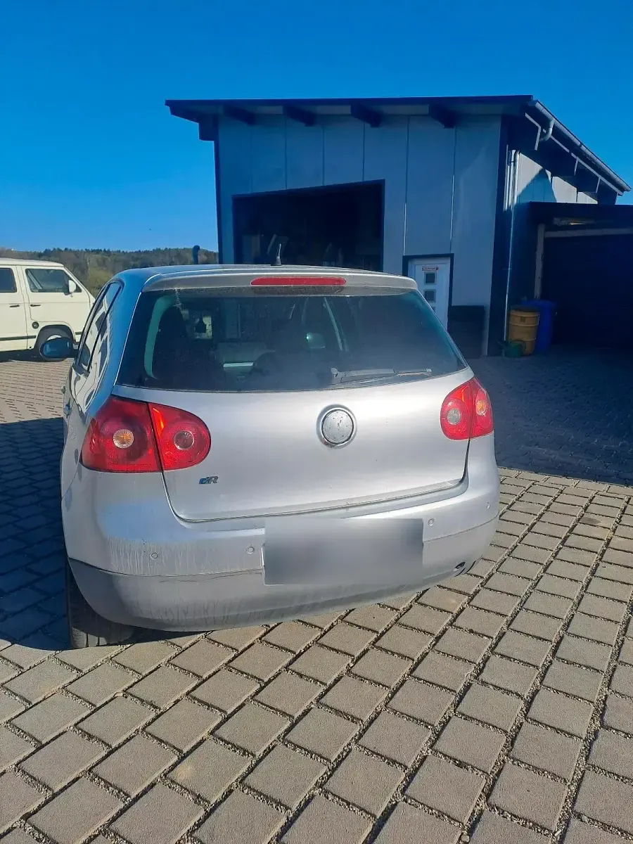 Gebraucht VW Golf V 125 PS (91 kW) 2007 Silber Kleinwagen