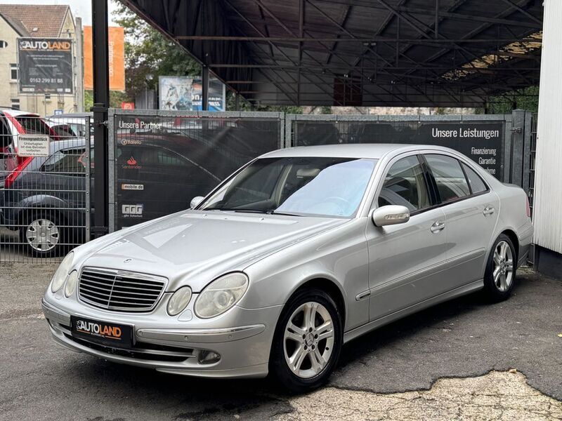Gebraucht Mercedes E320 224 PS (164 kW) 2002 Silber Limousine