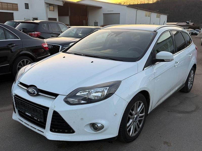 Gebraucht Ford Focus Titanium 163 PS (119 kW) 2014 Weiß Kombi