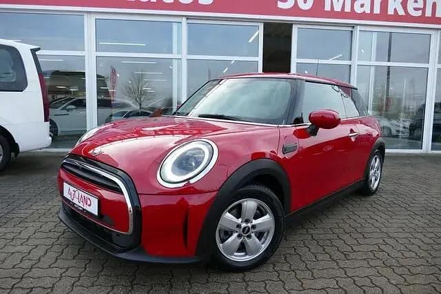 Second-hand Mini ONE Classic 102 CP (75 kW) 2021 Roșu Hatchback