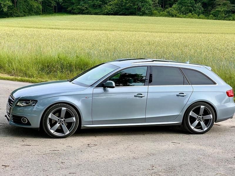 Grau Gebraucht 2010 Audi A4 S-Line Kombi | 8.490 € (Etwas zu teuer) - Bild 1/4