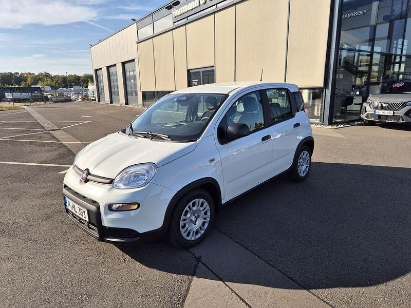 Gebraucht Fiat Panda 69 PS (50 kW) 2024 Weiß Limousine