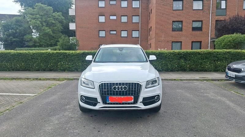 Weiß Gebraucht 2014 Audi Q5 SUV | 15.000 € (Fairer Preis) - Bild 1/4