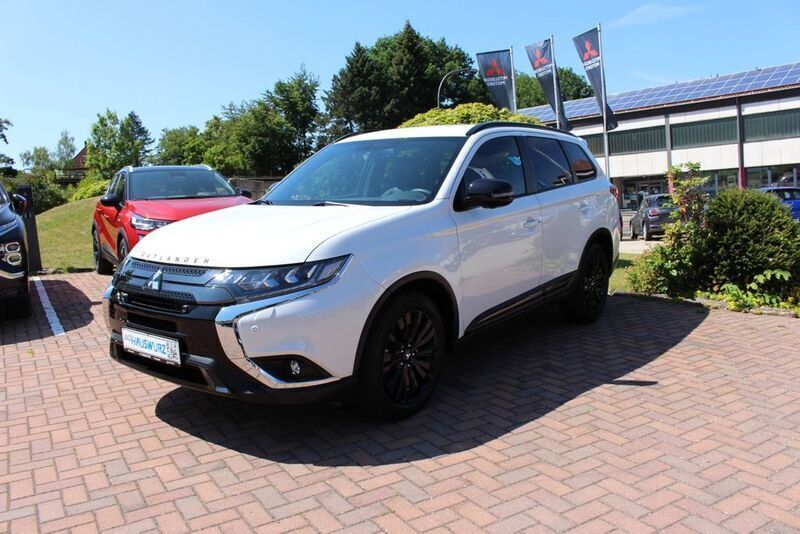 Weiß Gebraucht 2020 Mitsubishi Outlander Active SUV | 23.490 € - Bild 1/4