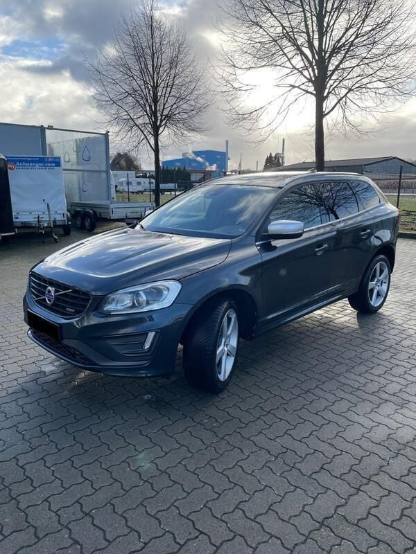 Andere außenfarben Gebraucht 2014 Volvo XC60 R-Design SUV | 13.000 € (Guter Preis) - Bild 1/4