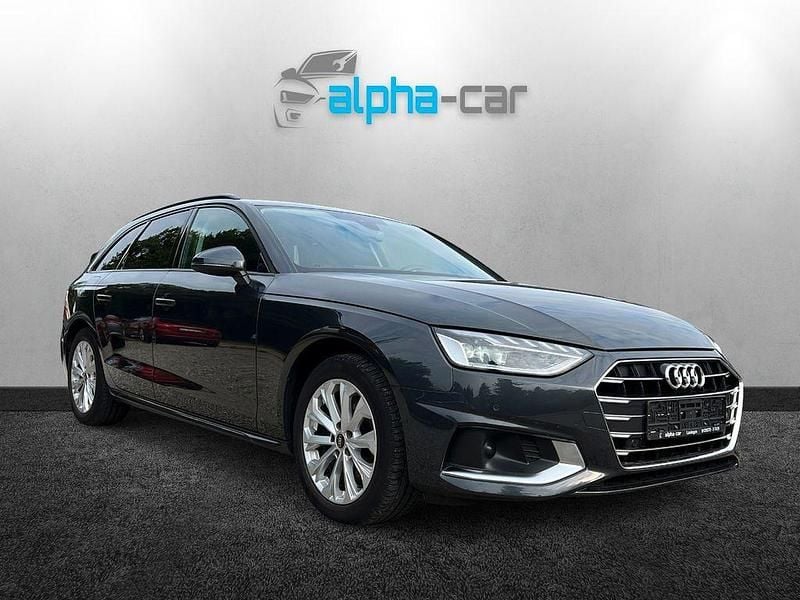 Grau Gebraucht 2022 Audi A4 Advanced Kombi | 23.200 € (Etwas zu teuer) - Bild 1/4