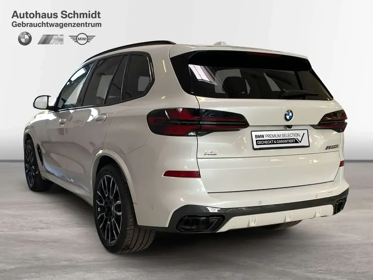 Gebraucht BMW X5 M Sport 530 PS (389 kW) 2025 Mineralweiß SUV