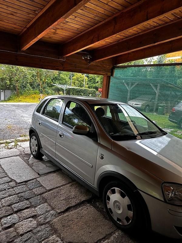 Gebraucht Opel Corsa 60 PS (44 kW) 2006 Silber Kleinwagen