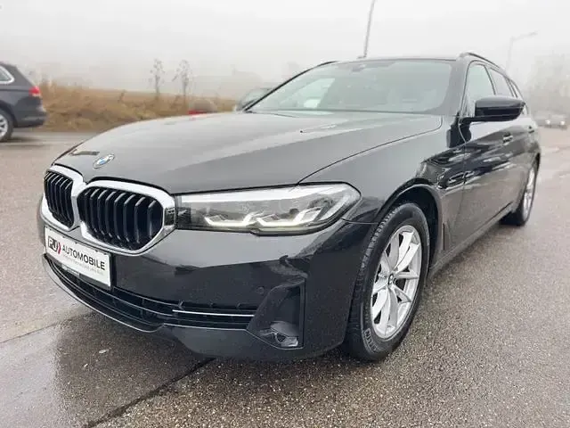 Gebraucht BMW 520 Performance 88 PS (64 kW) 2021 Schwarz Kombi