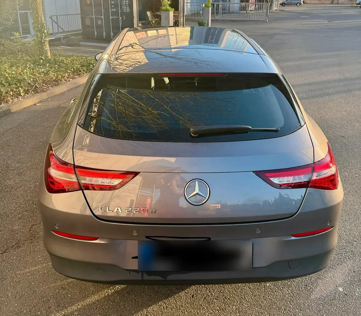 Gebraucht Mercedes CLA220 190 PS (139 kW) 2019 Grau Coupé