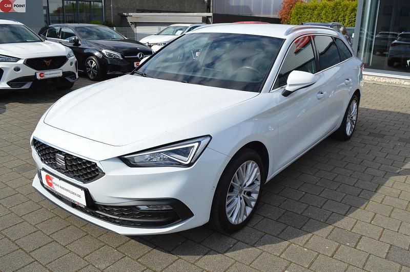 Gebraucht Seat Leon XCELLENCE 150 PS (110 kW) 2022 "nevada" weiss Kombi