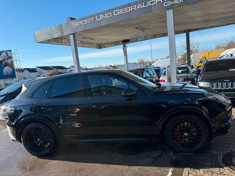 Gebraucht Porsche Cayenne GTS 460 PS (338 kW) 2022 Schwarz SUV