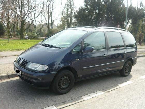 Gebraucht VW Sharan 116 PS (85 kW) 1998 Blau metallic Van / Kleinbus