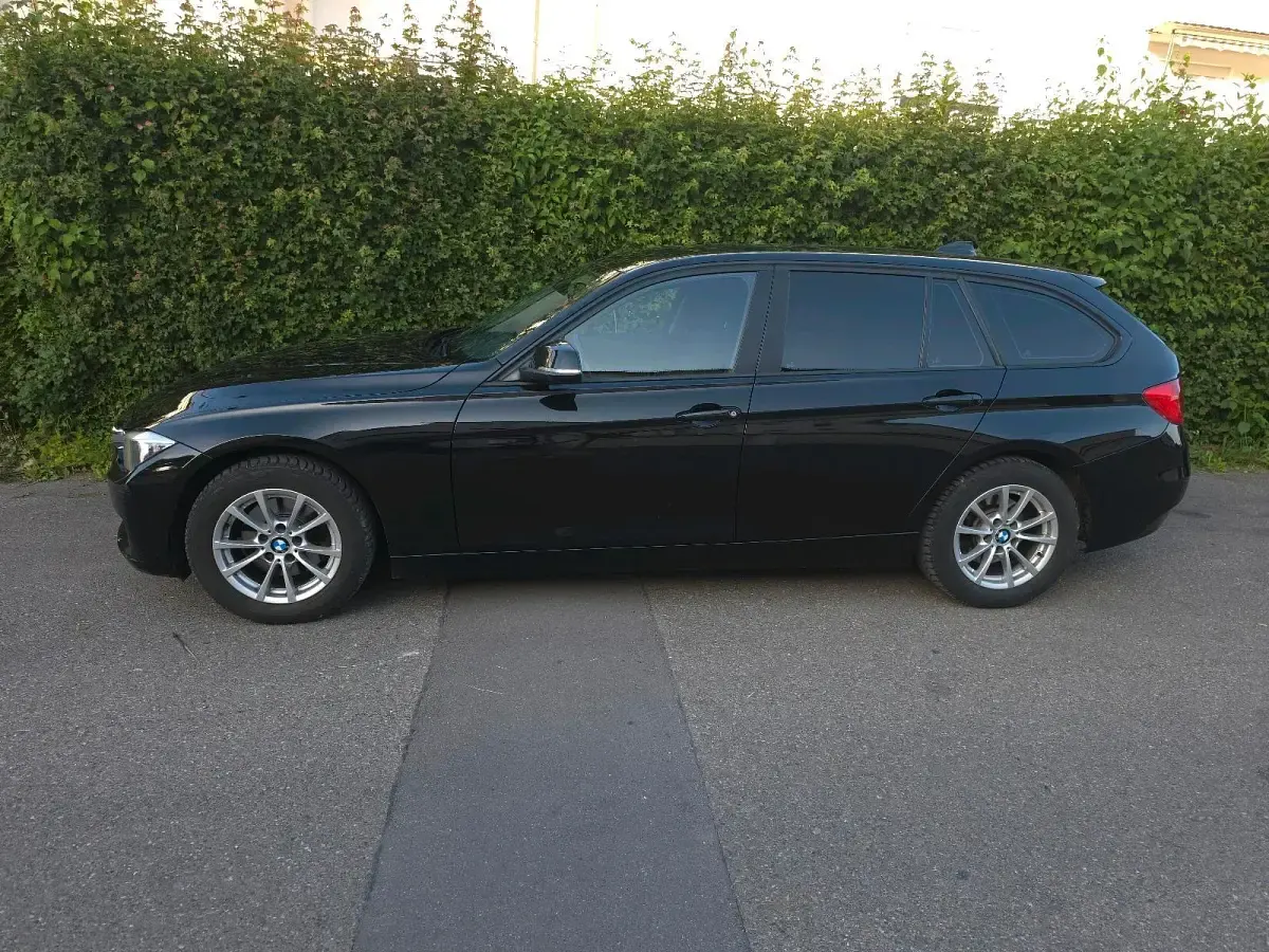Gebraucht BMW 320 184 PS (135 kW) 2014 Schwarz Kombi
