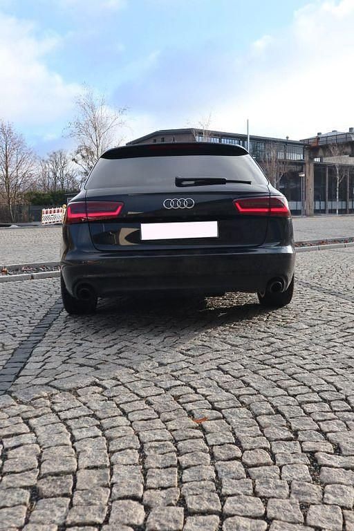 Gebraucht Audi A6 Premium 313 PS (230 kW) 2012 Schwarz Kombi