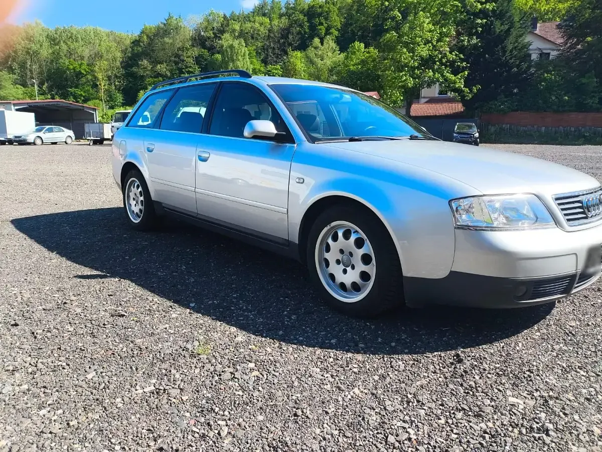 Gebraucht Audi A6 193 PS (141 kW) 2000 Silber Kombi