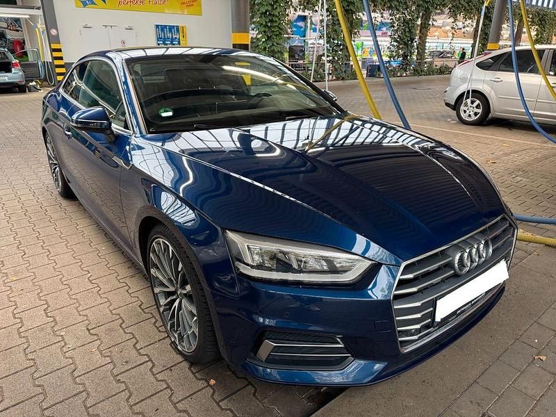 Blau Gebraucht 2018 Audi Coupé Ambiente Coupé | 20.000 € - Bild 1/4