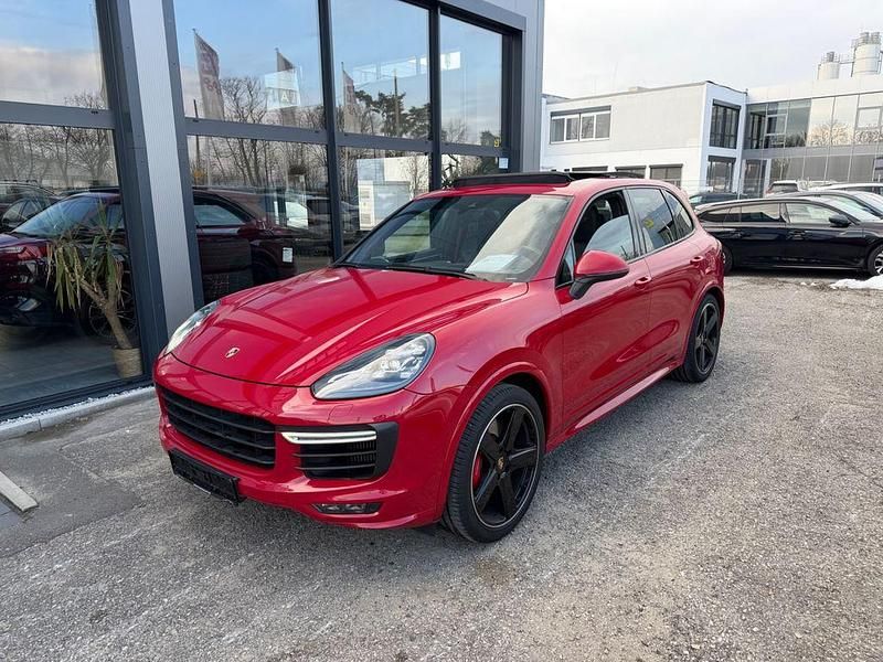Gebraucht Porsche Cayenne GTS 441 PS (324 kW) 2015 Rot SUV