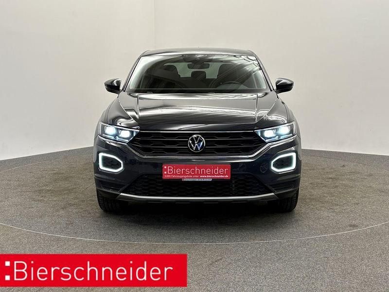 Gebraucht VW T-Roc Active 116 PS (85 kW) 2021 Grau SUV
