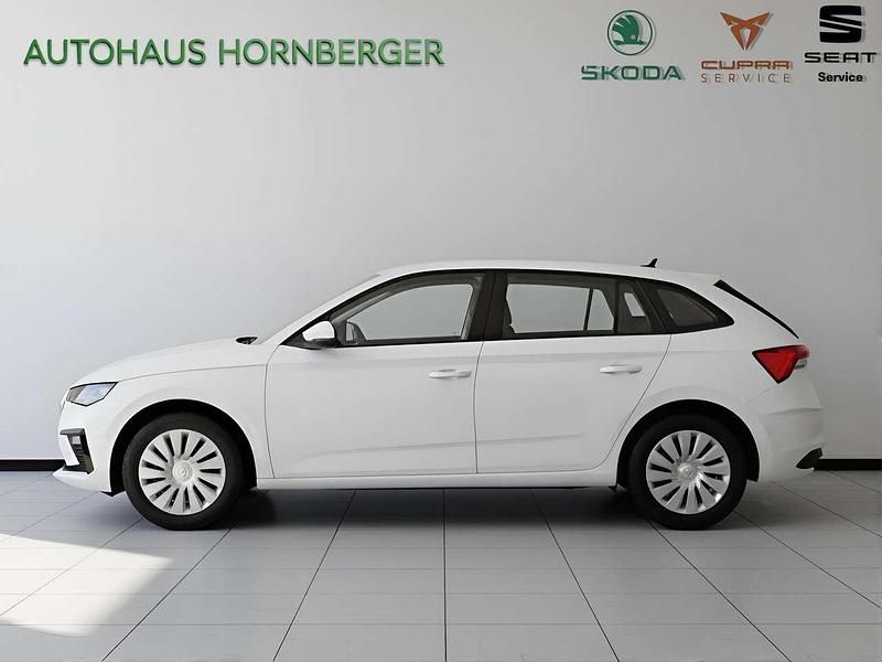 Neu Skoda Scala Essence 116 PS (85 kW) 2025 Candyweiss Kleinwagen