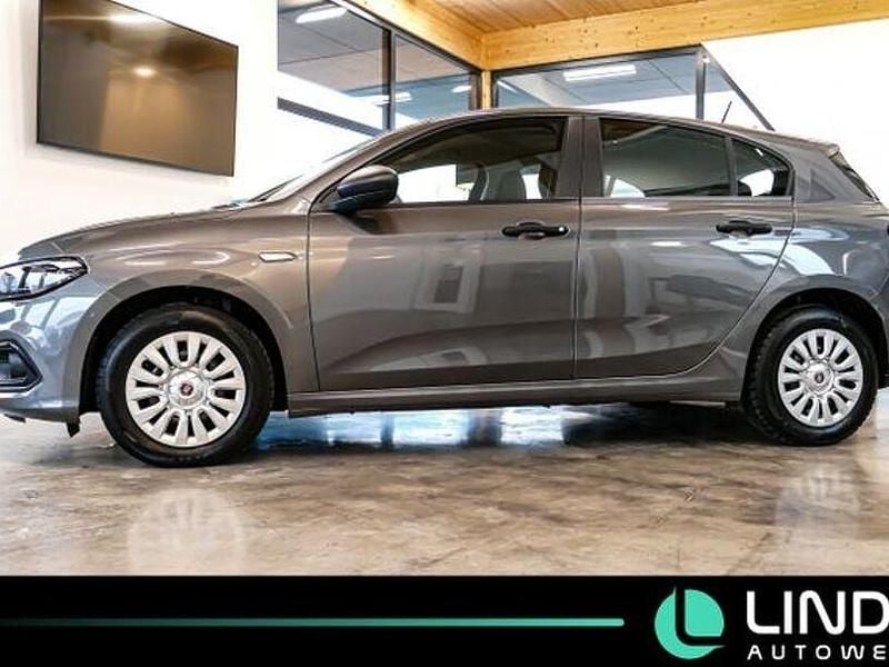 Gebraucht Fiat Tipo Street 95 PS (69 kW) 2021 Grau Limousine