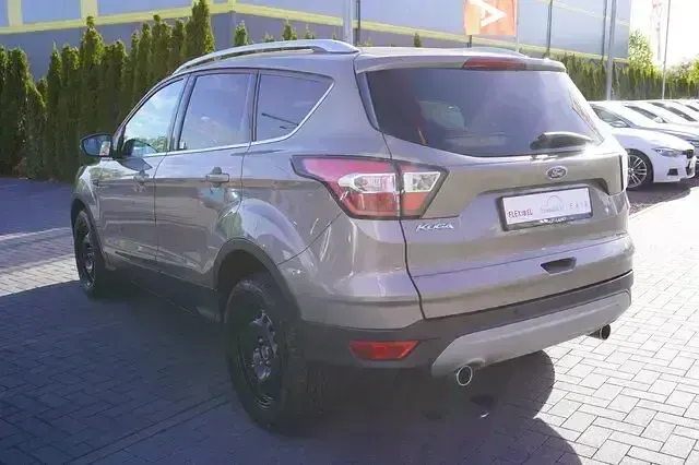 Używany Ford Kuga 120 KM (88 kW) 2019 Złoty SUV
