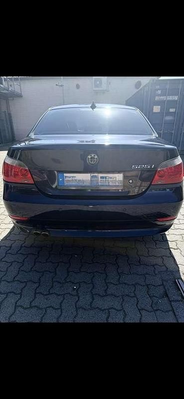 Gebraucht BMW 525 192 PS (141 kW) 2004 Limousine