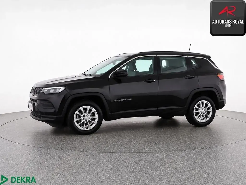 Gebraucht Jeep Compass Altitude 131 PS (96 kW) 2025 Schwarz SUV