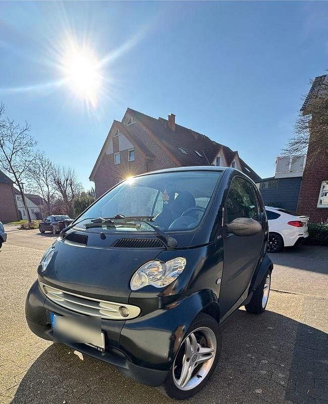 Schwarz Gebraucht 2006 Smart #1 Edition #1 SUV | 1.700 € - Bild 1/4