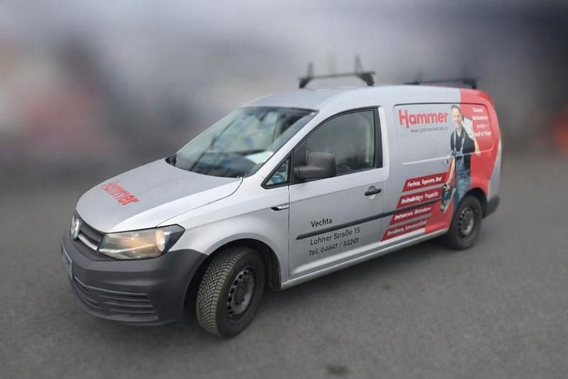 Silber Gebraucht 2015 VW Caddy Maxi Van / Kleinbus | 11.300 € (Fairer Preis) - Bild 1/4