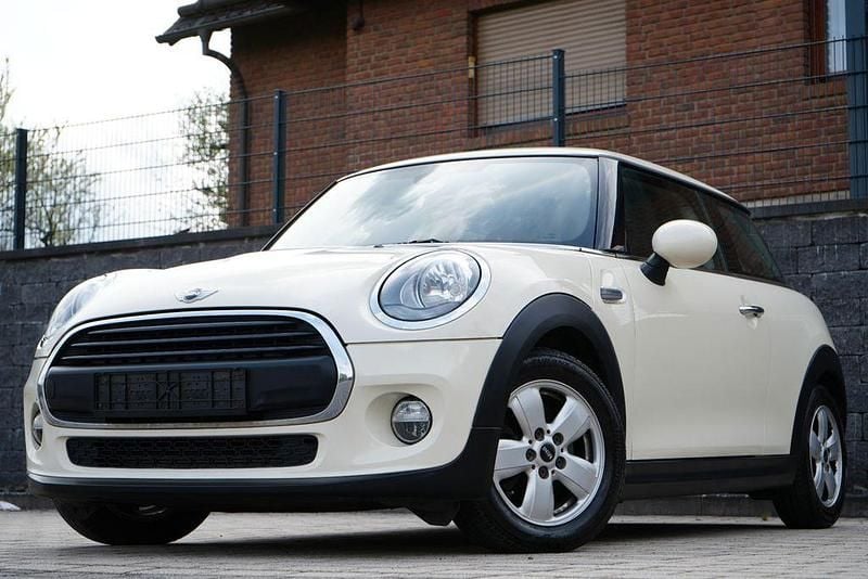 Second-hand Mini ONE 102 CP (75 kW) 2016 Alb Hatchback