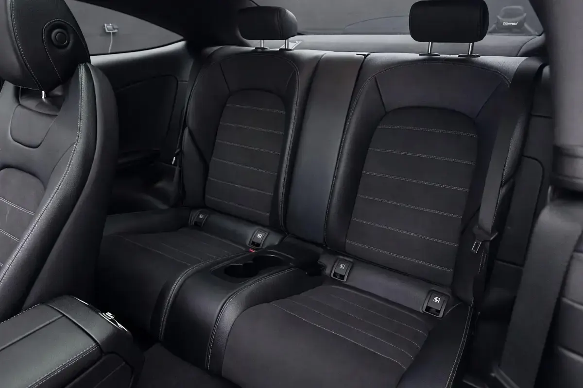 Gebraucht Mercedes C220 AMG line 170 PS (125 kW) 2017 Weiß Cabrio