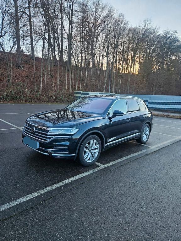 Gebraucht VW Touareg 231 PS (169 kW) 2021 Schwarz SUV