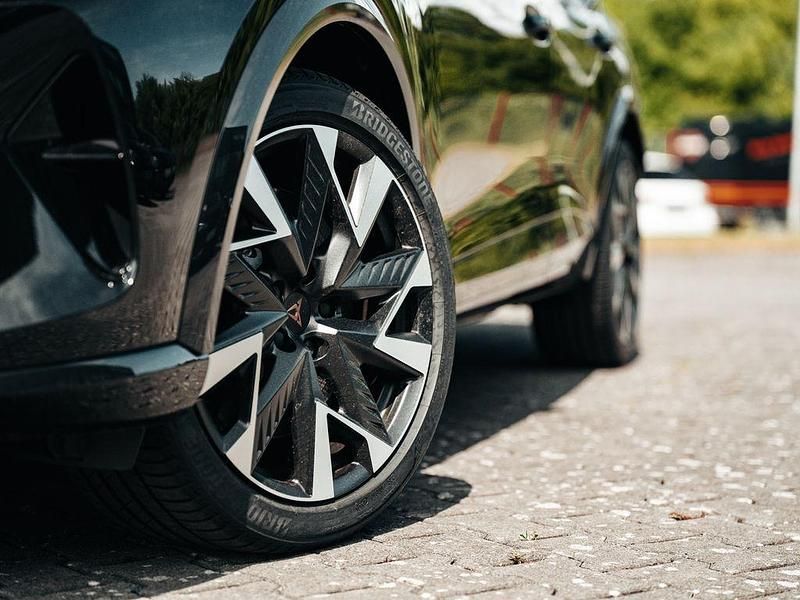 Gebraucht Cupra Formentor VZ 333 PS (244 kW) 2024 Mitternachtsschwarz (metallic) SUV