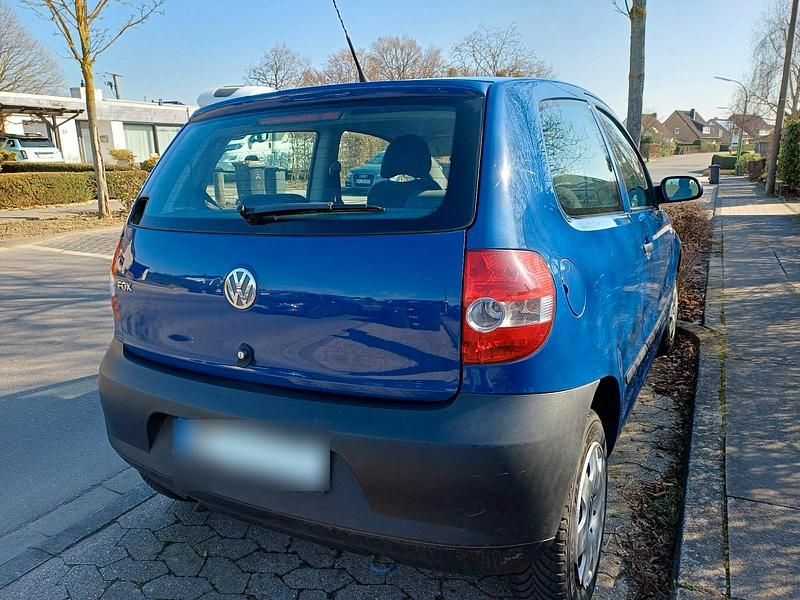 Second-hand VW Fox 40 CP (29 kW) 2007 Albastru Hatchback