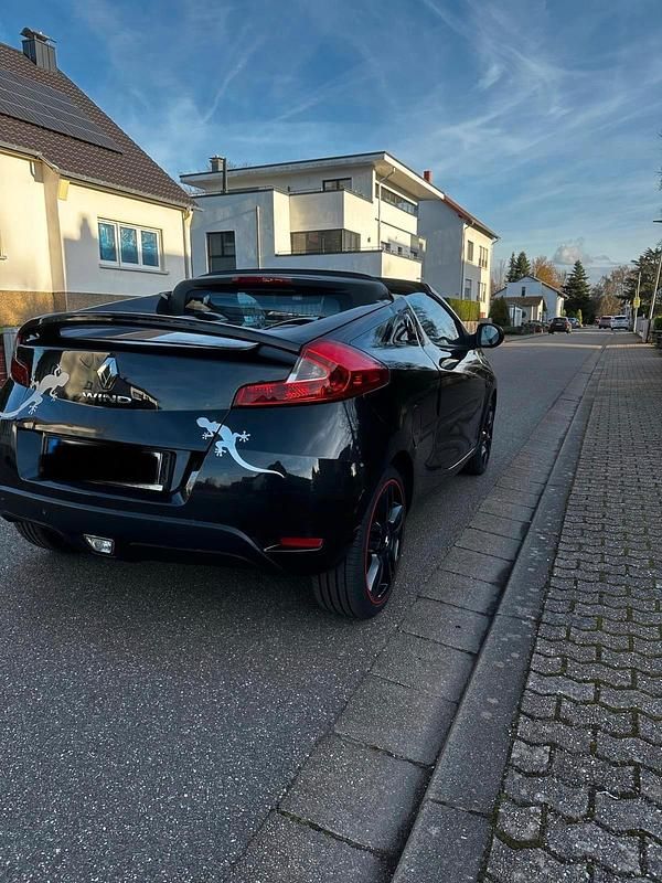 Gebraucht Renault Wind 102 PS (75 kW) 2011 Schwarz Cabrio