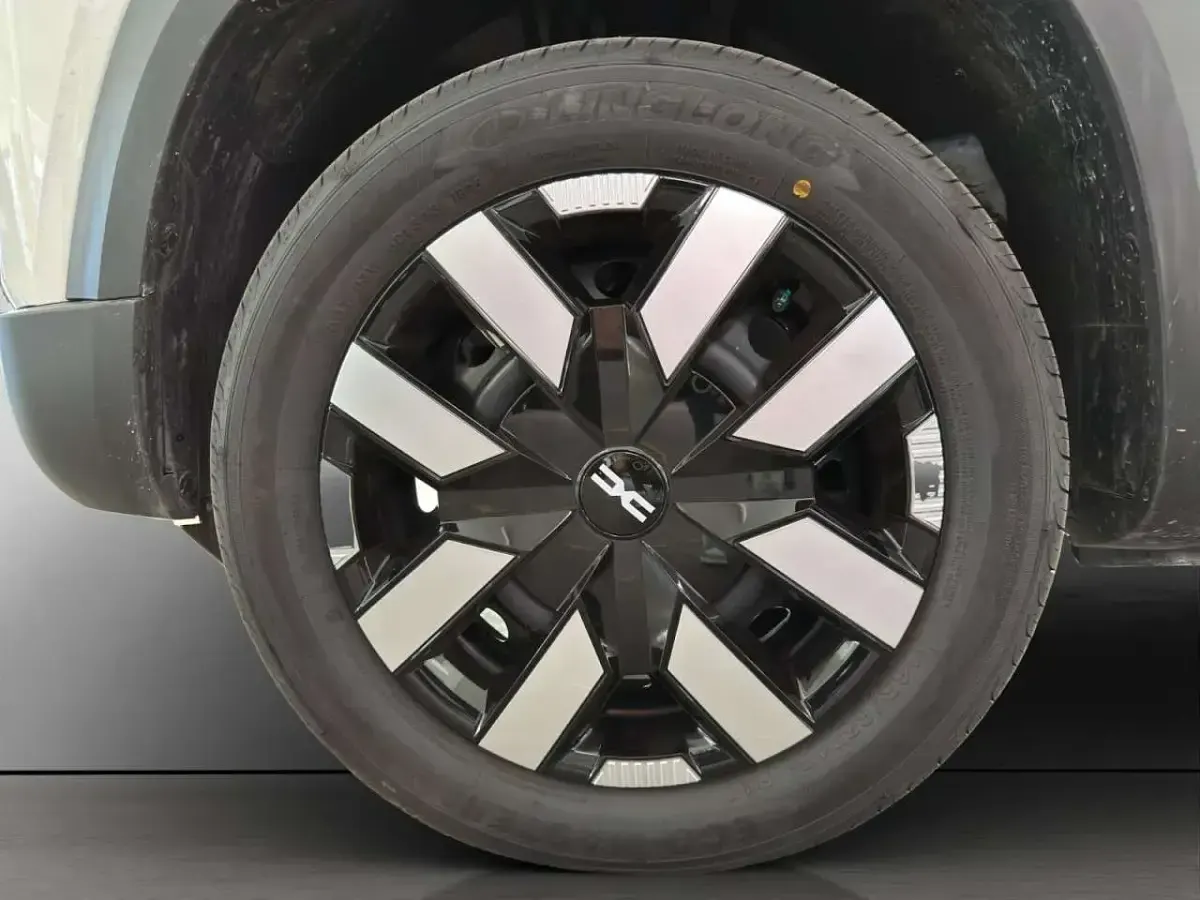 Ny Dacia Spring Expression 47 kW (65 HK) 2025 Hvid Hatchback