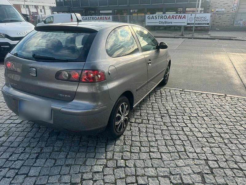 Gebraucht Seat Ibiza 74 PS (54 kW) 2003 Grau Kleinwagen