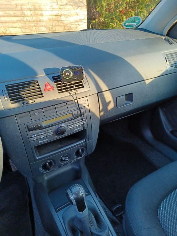 Gebraucht Skoda Fabia Style 54 PS (39 kW) 2007 Silber Limousine