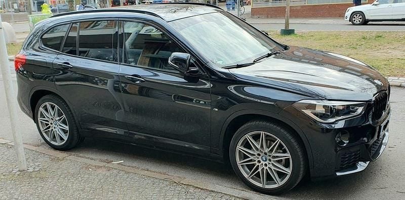 Schwarz Gebraucht 2018 BMW X1 M Sport SUV | 21.600 € (Guter Preis) - Bild 1/4
