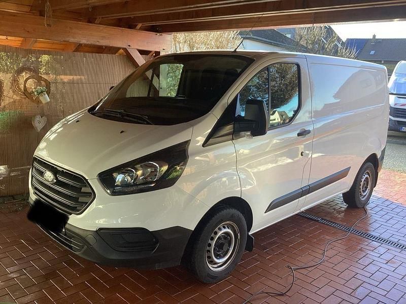 Gebraucht Ford Transit Custom 105 PS (77 kW) 2018 Weiß Van / Kleinbus