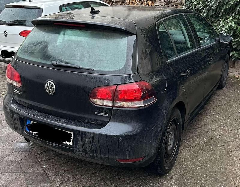 Gebraucht VW Golf VI Style 105 PS (77 kW) 2011 Schwarz Kleinwagen