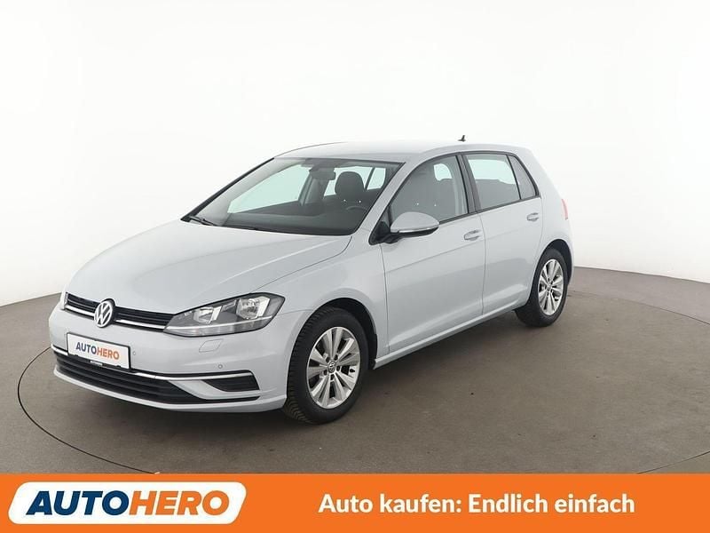 Gebraucht VW Golf VII Comfortline 125 PS (91 kW) 2017 Limousine